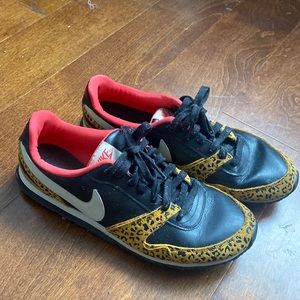 RARE- Women’s Nike Eclipse ll 
pink black and leopard shoes. Size 12